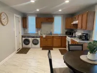 Spacious 4-bedroom apartment with AC, WiFi in phenomenal Boston - บังกะโล