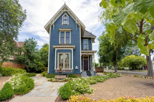 Historic Home in Downtown Oroville