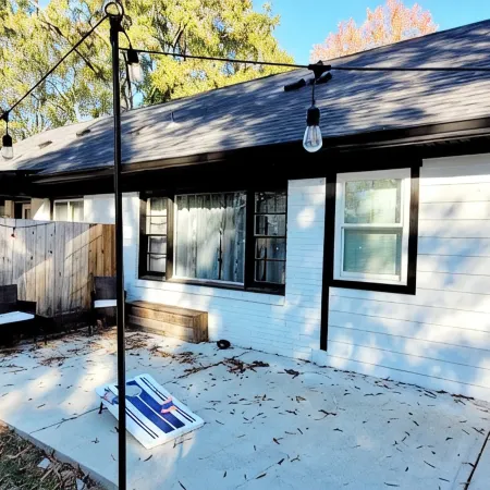 Cozy 3Br/2BA Home Near Downtown Monroe & Waxhaw with Fire Pit + Patio