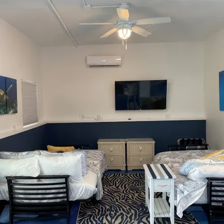 Outstanding pool and outdoor area 5 minute walk to beach!
