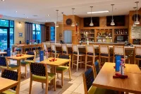 Four Points by Sheraton Punta Gorda Harborside - 朝食
