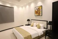 Quiet Rooms 4 Serviced Apartments - Homestays