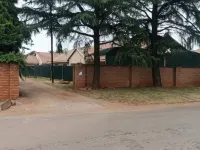 C - Land Guest House Meyerton Hotels in Sedibeng
