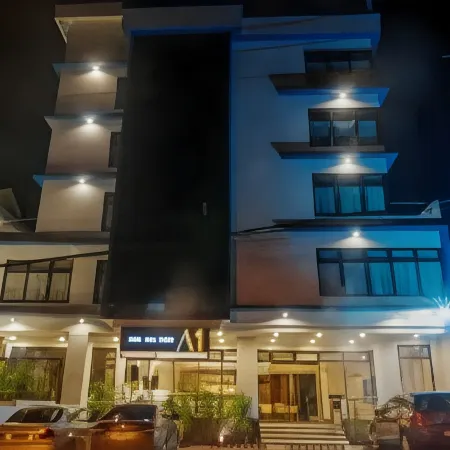 Aura One Hotel