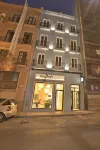MyFlats Luxury Downtown - Homestays