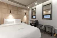 Siheung le Ciel Hotel - 2 stjerner