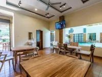 Mejore Beach Hotel Отели рядом с достопримечательностью «Пляж Амед»
