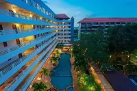 Hatyai Paradise Hotel - Rooftop Pools