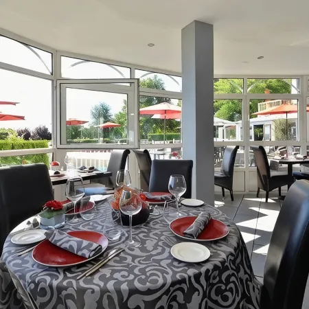 Les Terrasses de Saumur - Hôtel & Appartements - Restaurant & Spa (Logis)