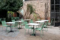 Flora - Bed and Breakfasts