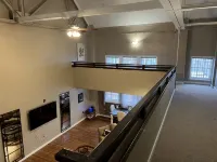 Historic High School Loft 4 min drive from Oaklawn! - Apartments