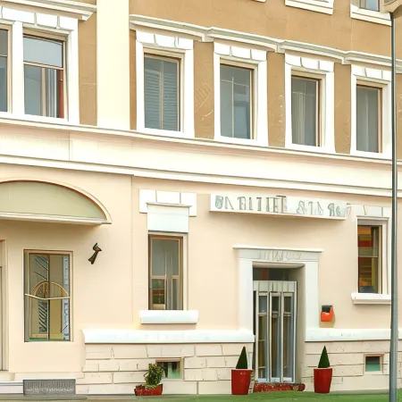 Hotel Augustin Komfort Leipzig Отели рядом с достопримечательностью «Торговый центр Paunsdorf Center»
