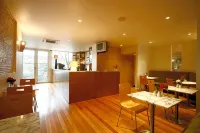 Best Western Plus the Tudor-Box Hill - sarapan