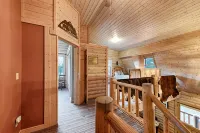 Rivendell Log Cabin - walk into RMNP!  Continental Divide Views!  Large Hot Tub! - Chalets