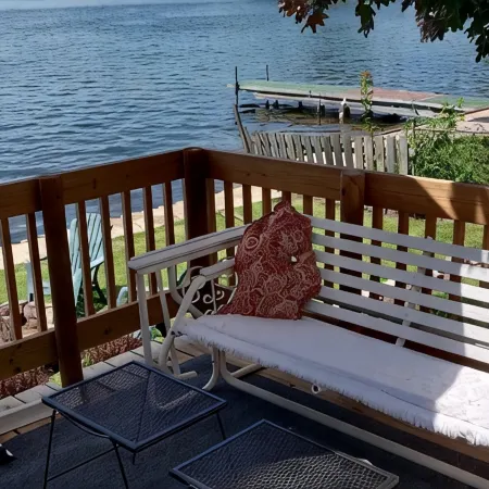 The lake life is waiting for you! Swimming, fishing, boating on Center Lake.