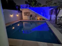 Lujosa Villa María de 2,034ft2 con piscina privada, 3 cocina, BBQ, Gacebo y más. - Виллы