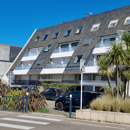 Très Bel Appartement Balcon vue mer en Centre de Concarneau