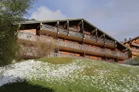 Very well appointed Apartment in Chatel , very convenient for shops ,restaurants - بيت ضيافة