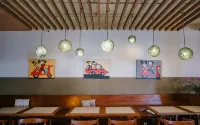 BIZ HOTEL CITY CENTER - 朝食
