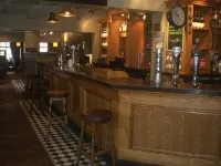 The Admiral Cunningham Hotel - bar