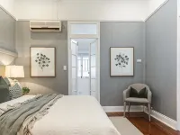Luxury Queensland Awaits! Sleeps 8, 3 car parks Hotels in Annerley