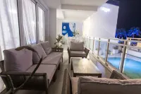 The Maho Hideaway on Sunset "Airplane" Beach - 2-Star