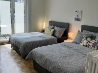 Large apartment. 3 bedrooms, Alpes Rez, Neuchatel Hotels in Neuchatel
