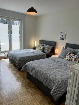 Large apartment. 3 bedrooms, Alpes Rez, Neuchatel