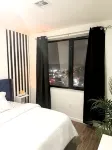 Posh 2BR/2BA King Bed! Free Parking! 30 Min to NYC - Apartments