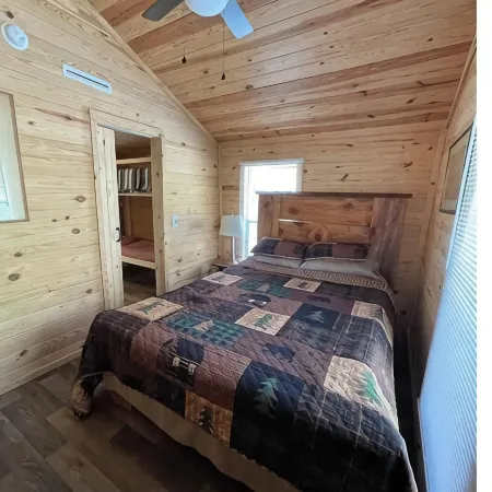 Rustic Mountain Cabin 225