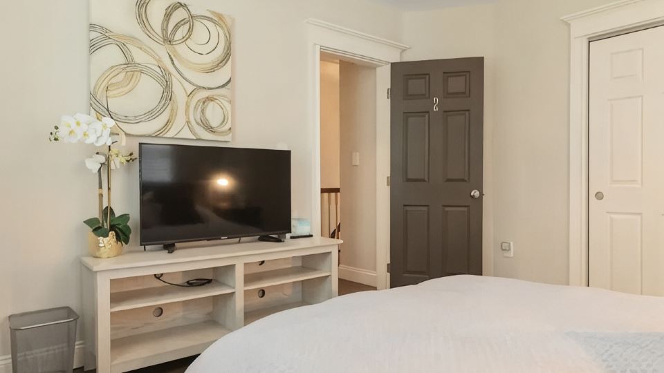 Spacious Modern Luxury Duplex Near Boston & Cambridge - Free Parking