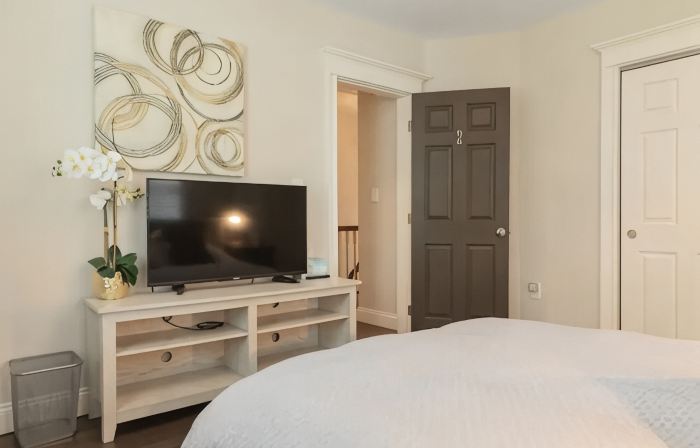 Spacious Modern Luxury Duplex Near Boston & Cambridge - Free Parking
