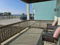 Oasis on the Bay with pool and pier - 4 tähden