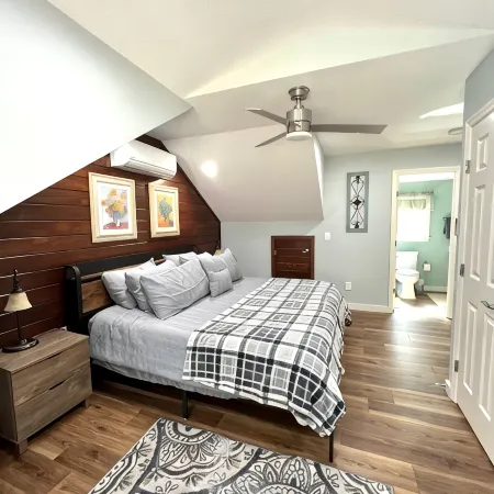 Modern Open Floor Plan Guest Apt with King