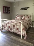 Tennessee Mountain Home in Beautiful Wooded Setting - Homestays