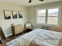 Nature getaway; beautiful Mountain Views, close to rivers, breweries & wineries. - Wifi