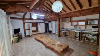 Gimhae Mucheoksan Tourist Art Center Pension - Homestays