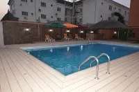 Elim Top Suites - موقف سيارات