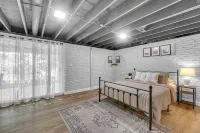Centrally located, spacious 4 bdrm, on quiet Ct - 4 stjerner