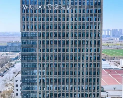 Wuduo Hotel (Baoding High speed Railway East Station Heda New District Branch) Hotels in de buurt van Baoding University