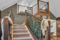 Rustic Cottage Retreat - โฮมสเตย์