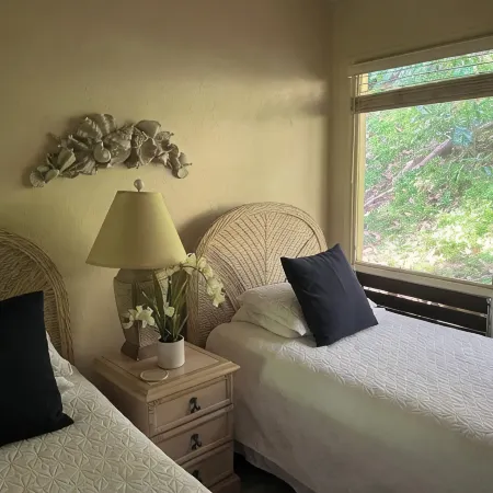 Book Now While Rates Are Low.. 10 Min Walk to Poipu Beach2 Bed, Air Pool