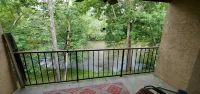 On the Little River in the heart of Townsend, with a beautiful view! - 3성급