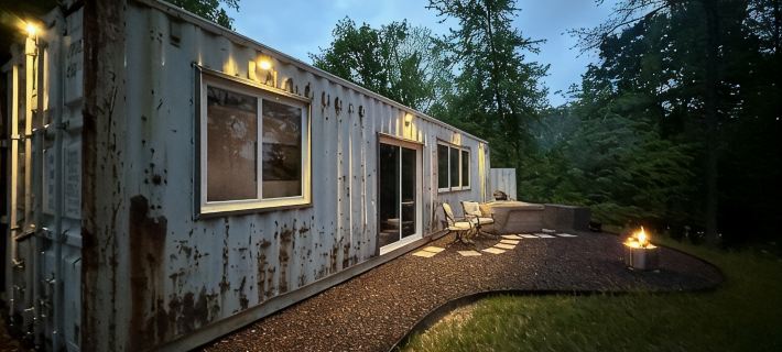 This IS the One! Shipping Container Cabin-View-Wifi-Natural Bridge-Nada Tunnel Hotels in Powell County