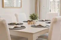 Serenity, a tranquil 4-bed, 3-bath home minutes away from UC Merced. - 3-Star