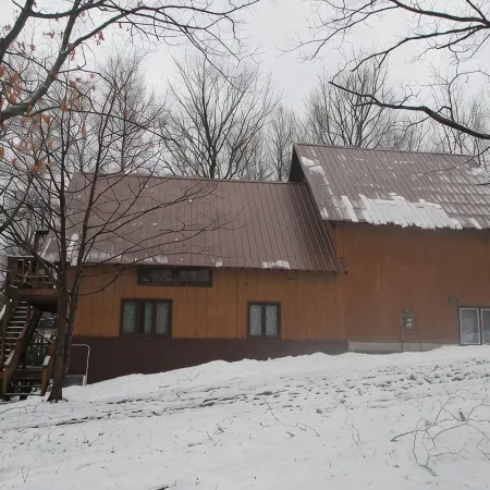 Big Chalet with hot tub on Big Powderhorn Mountain