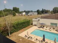 Logis Hôtel & Restaurant Ludik - Pools