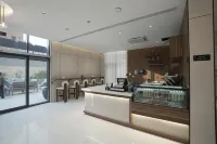 Azara Hotel - Gym