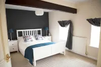 Lovely 3 Bedroom Cottage w/Garden, Thornton. Family&Bike Friendly. Parking Space - 4-Sterne