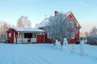 Idyllic Swedish house with lake view and 350 m private shoreline - Wifi